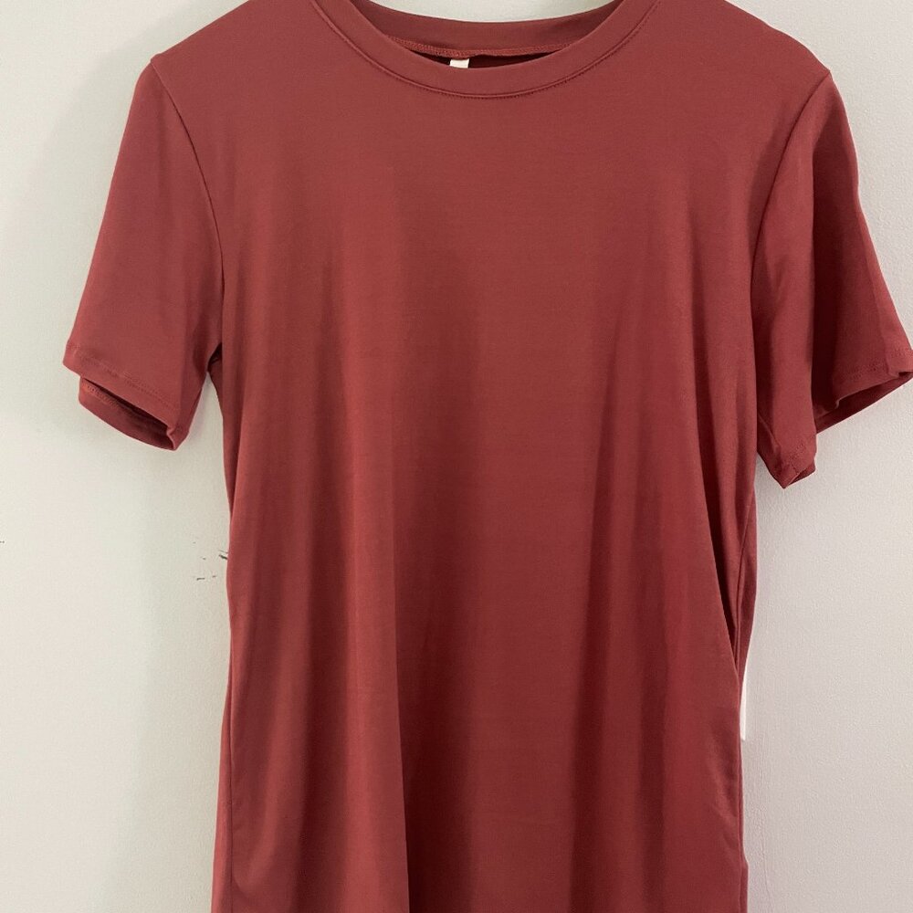 Magic Fit Soft T Women's Small Crewneck T-Shirt Wine Burgundy Made in USA - Picture 2 of 6